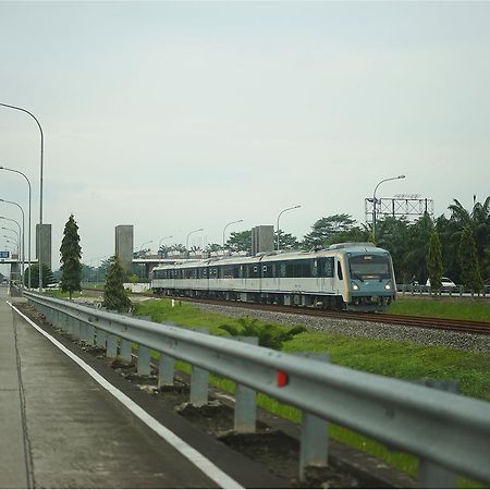 My Studio Hotels Kualanamu Airport Medan Exterior foto